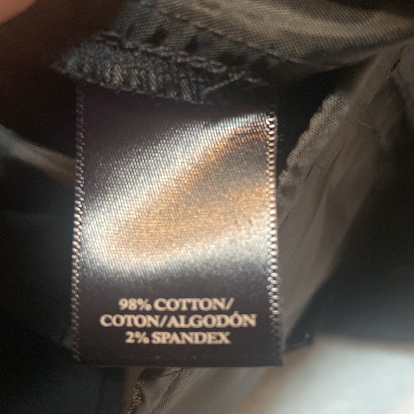 ANN TAYLOR Petite Size 4P Black Shorts - Picture 10 of 10